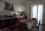 Semi-detached villa of 350 square meters with an unparalleled sea view just 800 meters from the splendid beaches of Lavagna
