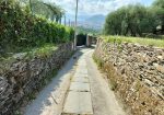 Semi-detached villa of 350 square meters with an unparalleled sea view just 800 meters from the splendid beaches of Lavagna