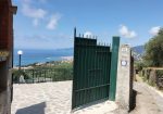 Semi-detached villa of 350 square meters with an unparalleled sea view just 800 meters from the splendid beaches of Lavagna