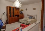 Semi-detached villa of 350 square meters with an unparalleled sea view just 800 meters from the splendid beaches of Lavagna