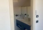 Terraced house of 242 square meters. Completely renovated with recovery of the attic