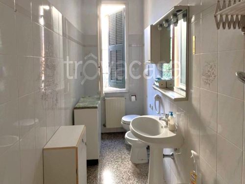 Semi-detached villa – In a convenient and quiet area