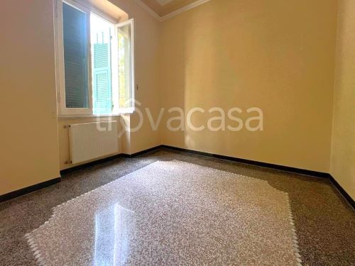 Semi-detached villa – In a convenient and quiet area