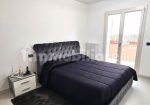 Terraced house of 242 square meters. Completely renovated with recovery of the attic