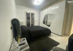 Terraced house of 242 square meters. Completely renovated with recovery of the attic