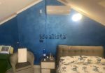 Terraced house of 242 square meters. Completely renovated with recovery of the attic
