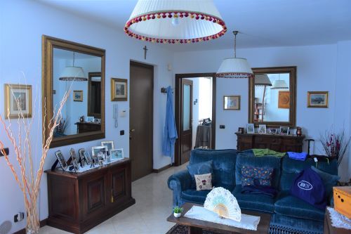 Independent two-storey villa of two hundred and twenty square meters – Sea View