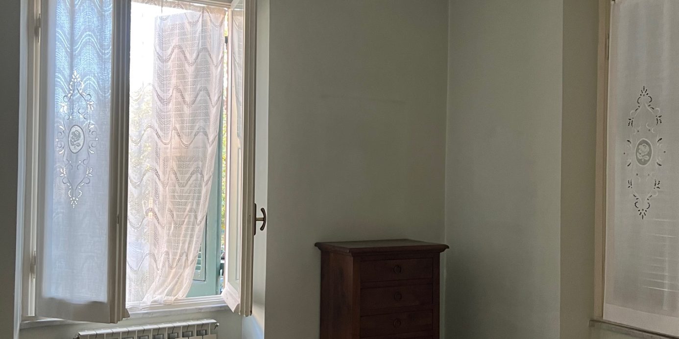 Semi-detached villa – In a convenient and quiet area