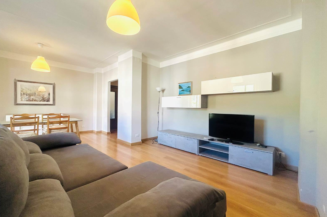 Large sunny and panoramic apartment.