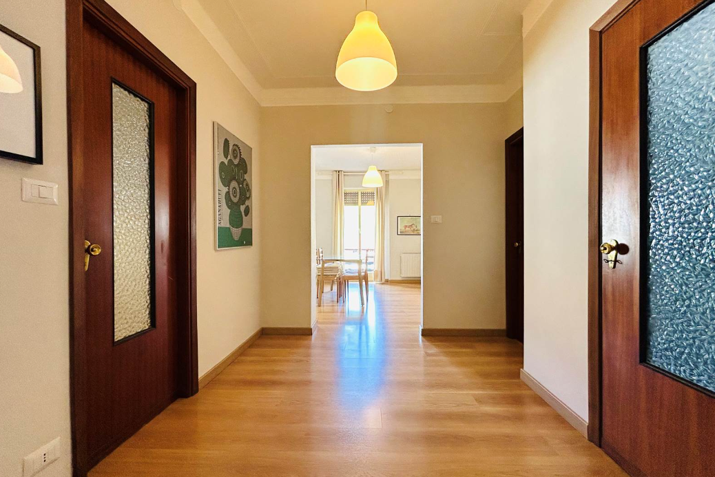 Large sunny and panoramic apartment.