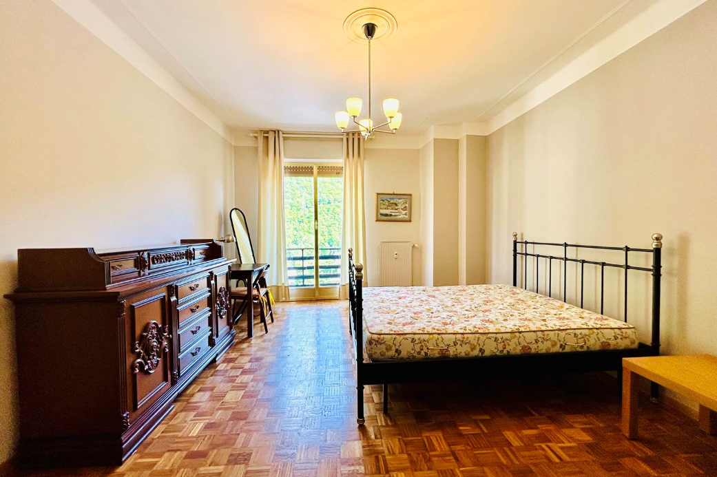 Large sunny and panoramic apartment.