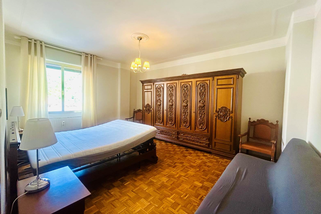 Large sunny and panoramic apartment.