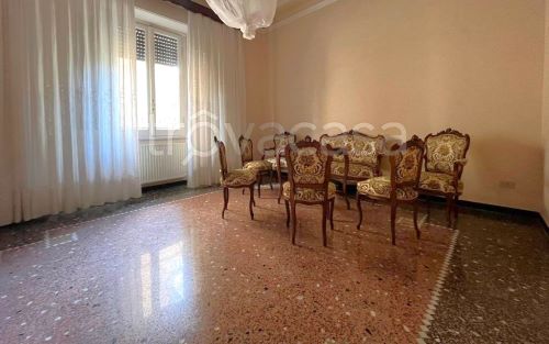 Semi-detached villa – In a convenient and quiet area