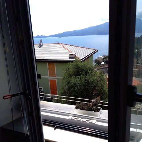 Three-room apartment with a breathtaking sea view of the Gulf of Tigullio