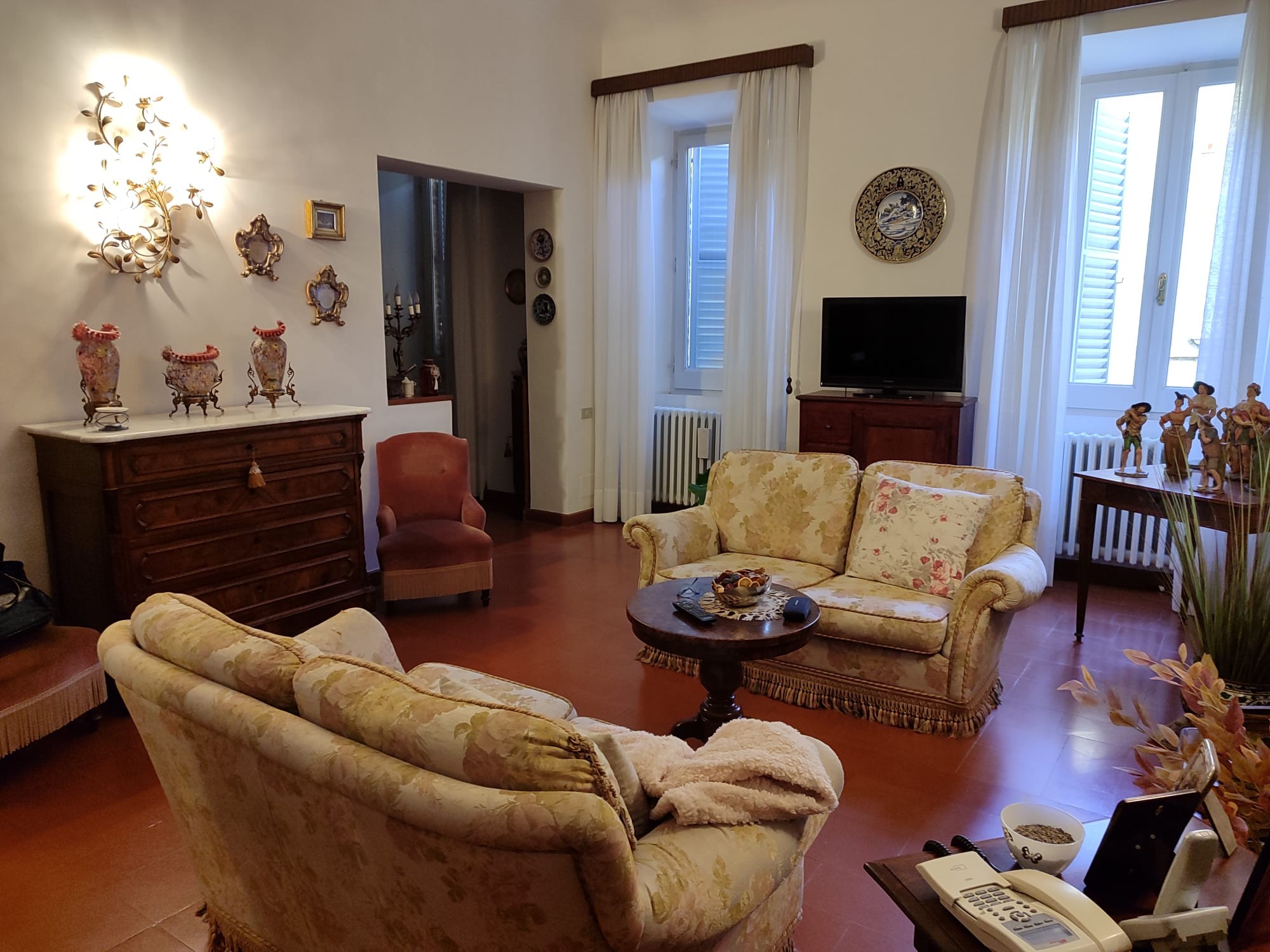 Historic Properties Sale Italy Marche Ascoli Piceno Offida Casa Pasquale: Historic house in the center of Offida, Marche