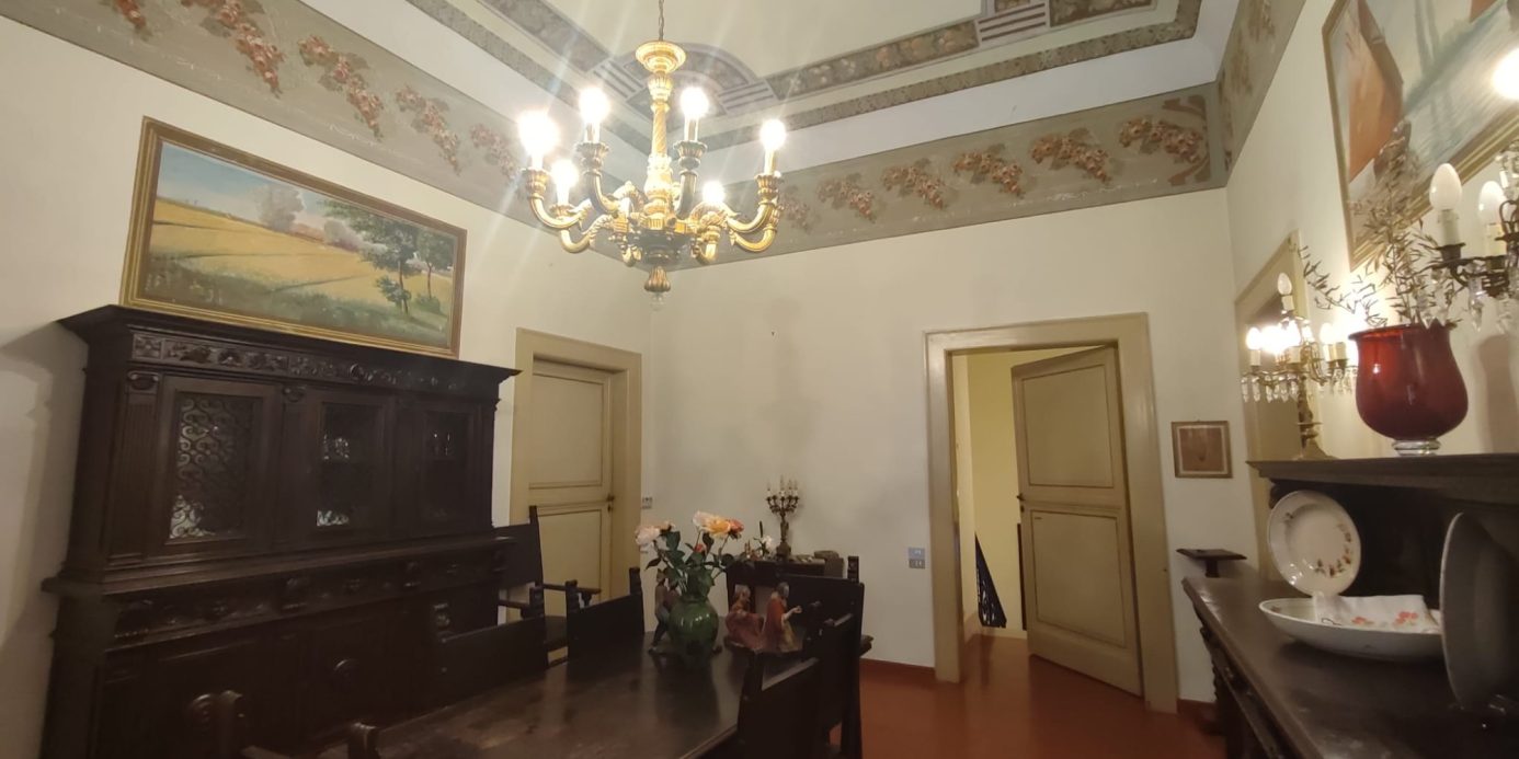 Historic Properties Sale Italy Marche Ascoli Piceno Offida Casa Pasquale: Historic house in the center of Offida, Marche