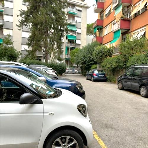 Rif. 2878 – Rapallo – Via Toti – Appartamento Bilocale di cinquantacinque metriquadrati – Ultimo Piano con ascensore – A