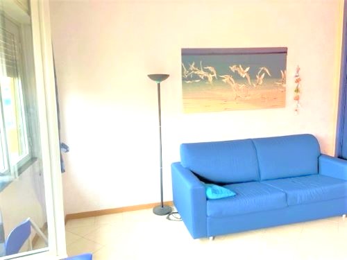 Rif. 2878 – Rapallo – Via Toti – Appartamento Bilocale di cinquantacinque metriquadrati – Ultimo Piano con ascensore – A