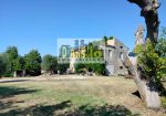 Charming Hilltop Farmhouse with Land and Panoramic Views – Offida