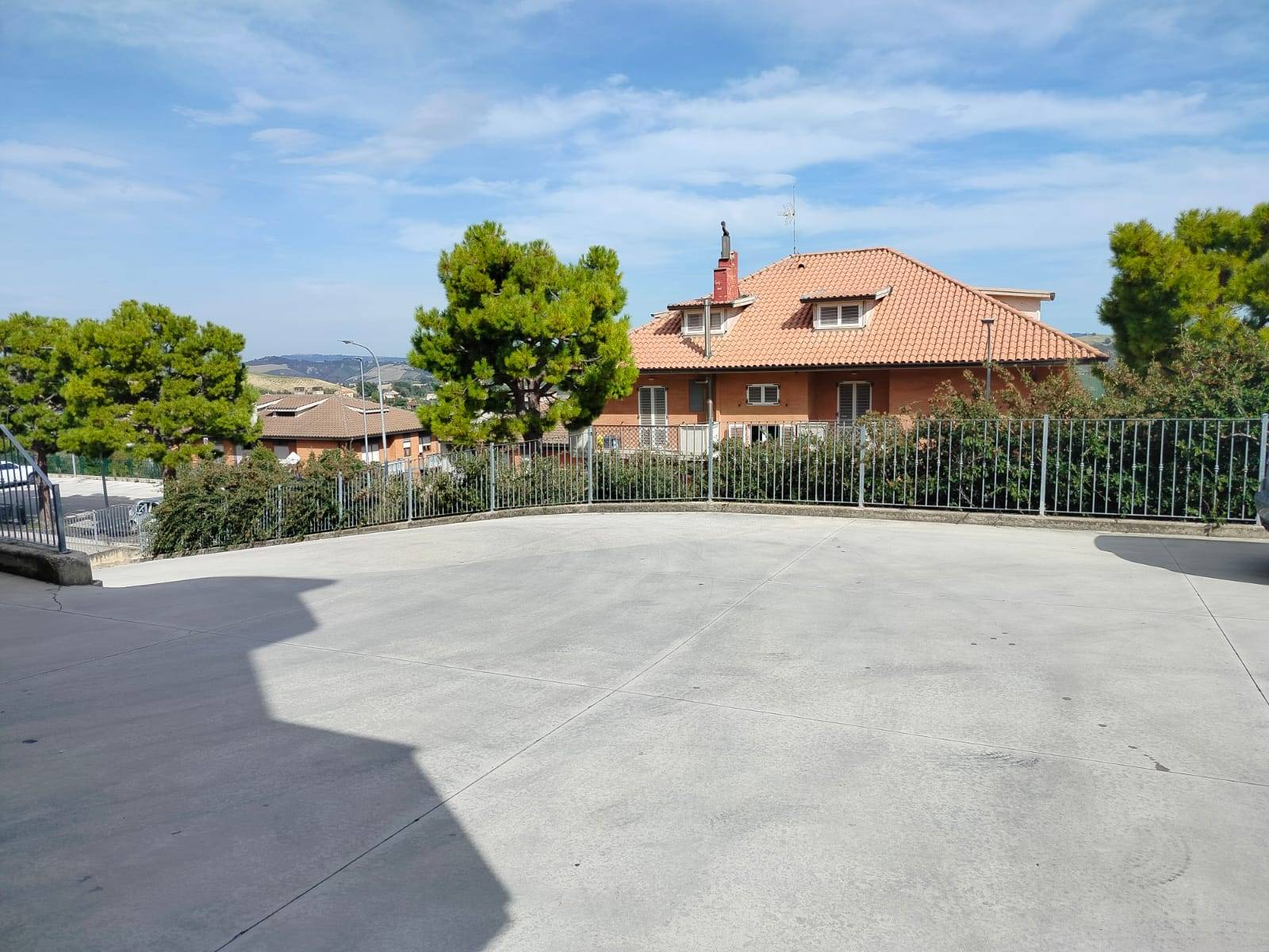 Apartment with Panoramic Views and Private Garden – Offida, Borgo Miriam (AP)