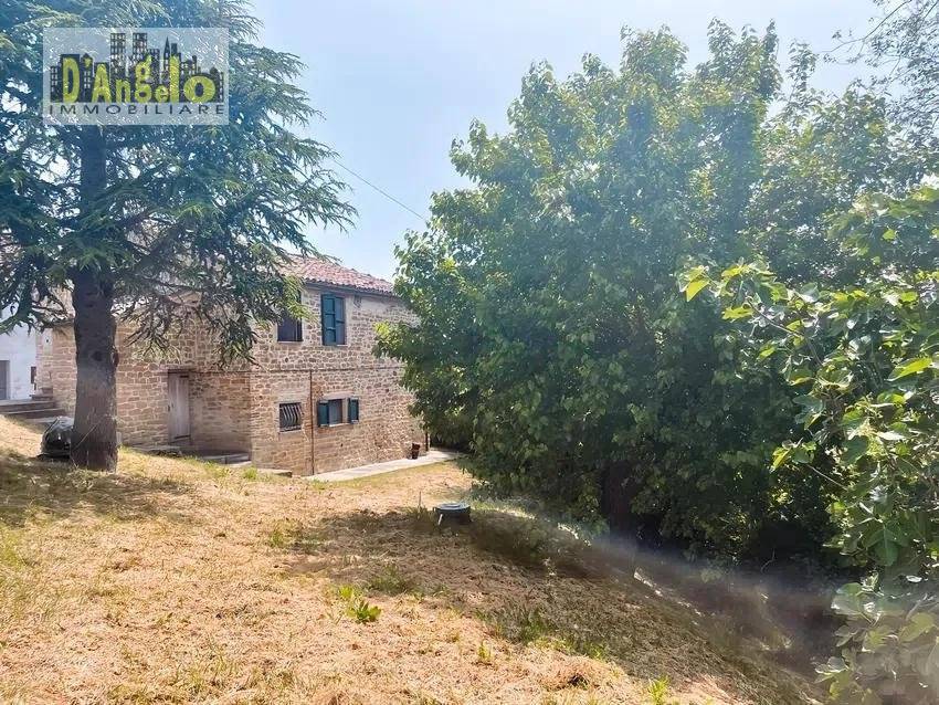 For Sale – Charming Stone Farmhouse in the Marche Hills