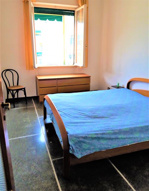 Sunny Three-Room Apartment with Open View in Rapallo, Via Tito Speri