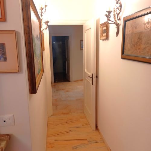 Rif. 2058 – Rapallo – Via Vespucci – a due passi dal Porto Turistico e dal mare – Comodissimo al centro ed a tutti i ser