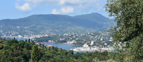 Rif. 2092 – Zoagli – Cornice di S. Ambrogio – Al confine tra Rapallo e Zoagli – Villa indipendente bipiano di duecentove