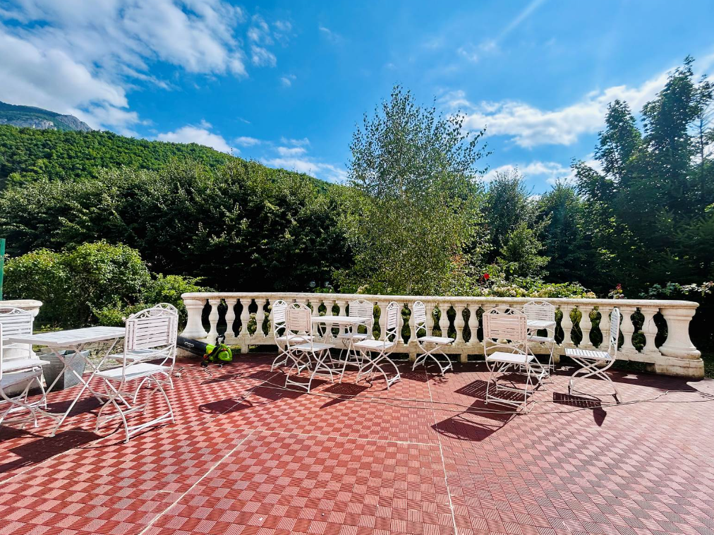 Historic villa accommodation in the heart of the Ligurian Alps.