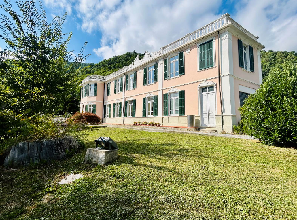 Historic villa accommodation in the heart of the Ligurian Alps.