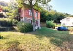Large house to renovate with large private land in the village