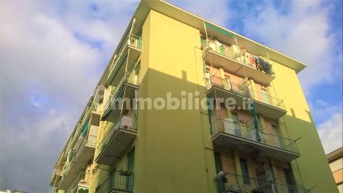 Sunny Three-Room Apartment with Open View in Rapallo, Via Tito Speri
