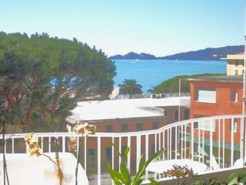 Rif. 2669 – Rapallo – Punta Seglio – Appartamento Trilocale di centodieci metriquadrati – Splendida Vista Mare Portofino