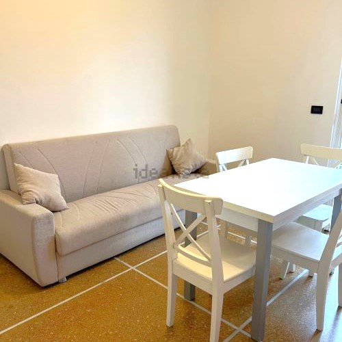 Rif. 2069 – Rapallo – S. Maria – Via della Pineta – Appartamento Trilocale di settanta metriquadrati – Ultimo piano senz