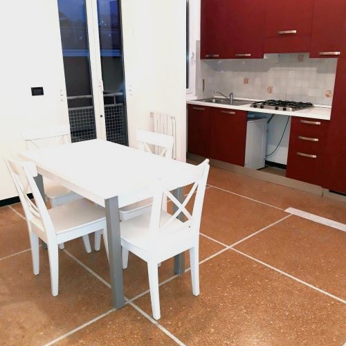 Rif. 2069 – Rapallo – S. Maria – Via della Pineta – Appartamento Trilocale di settanta metriquadrati – Ultimo piano senz