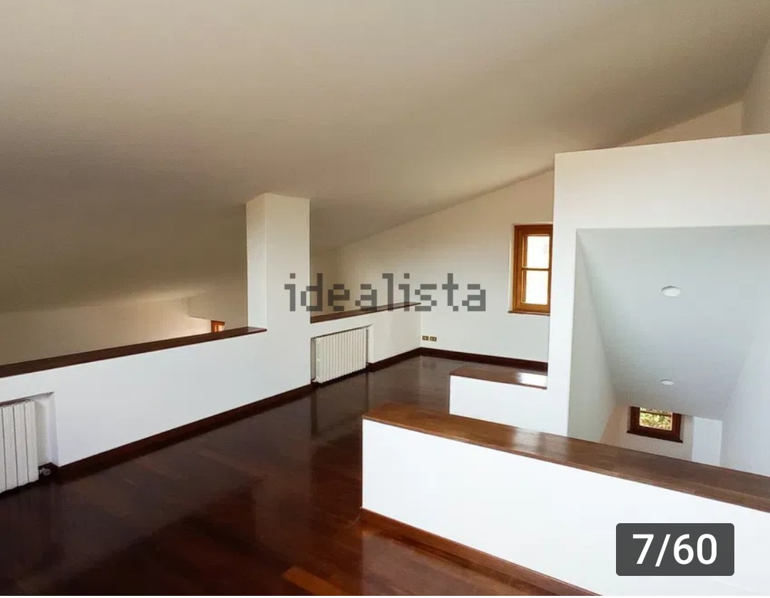 Terraced house surrounded by a 12.000 outdoor space