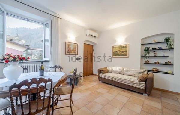 Two-story, four-room terraced house in Cicagna, Chiavari