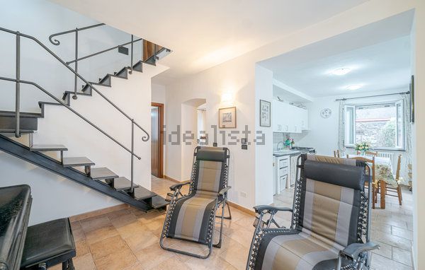 Two-story, four-room terraced house in Cicagna, Chiavari