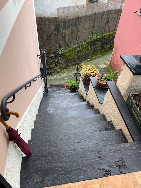 Two-story, four-room terraced house in Cicagna, Chiavari