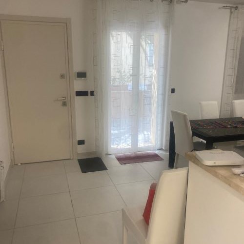 Rif. 8222 – Chiavari – Via Parma – Villino a schiera di 242 metriquadrati – Molto comodo a tutti i servizi – Soleggiato