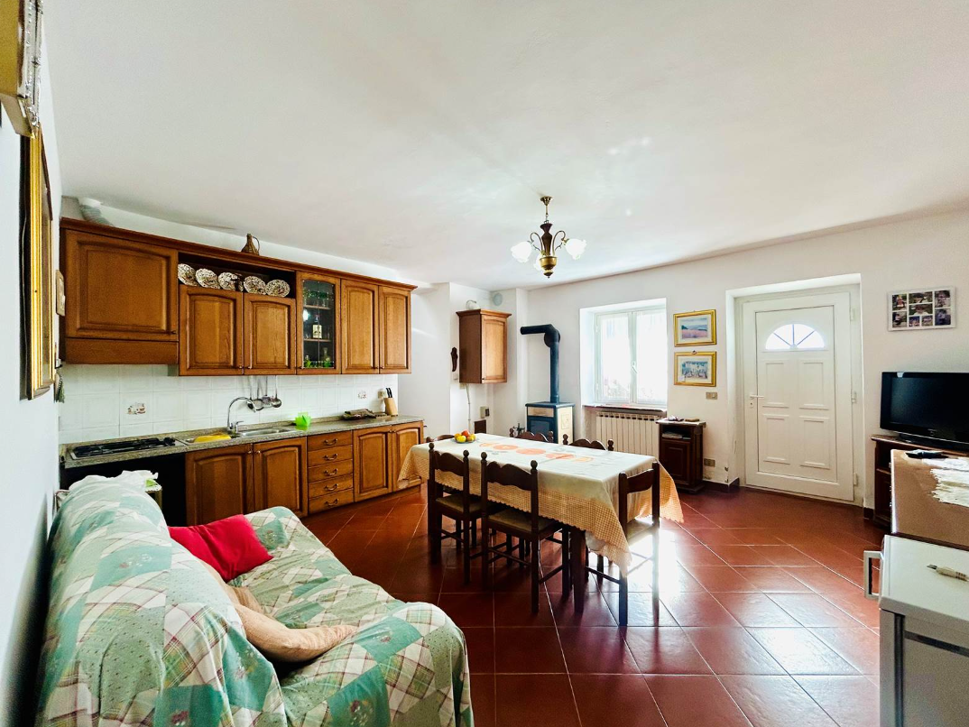 Two independent properties with 21,000 meters of land.