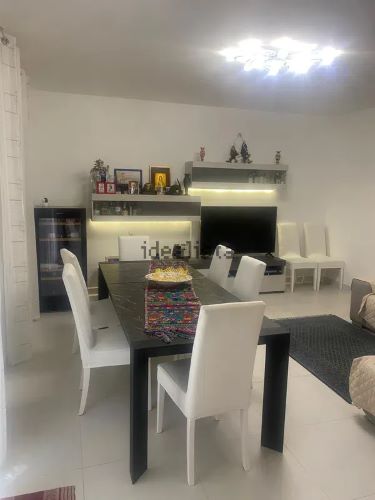 Rif. 8222 – Chiavari – Via Parma – Villino a schiera di 242 metriquadrati – Molto comodo a tutti i servizi – Soleggiato