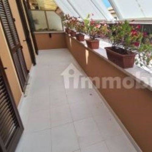 Rif. 8222 – Chiavari – Via Parma – Villino a schiera di 242 metriquadrati – Molto comodo a tutti i servizi – Soleggiato