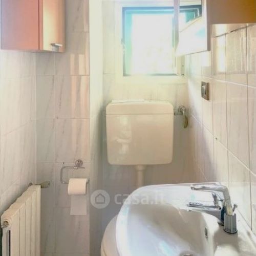 Rif. 9667 – Rapallo – Centro Storico – Bilocale situato al terzo piano di un elegante palazzo nel cuore del centro stori