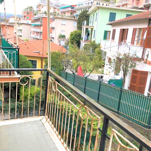 Rif. 9558 – Rapallo – Via Pietrafraccia – a 300 metri dal Parco Casale e dal Mare – Appartamento Bilocale di 55 metriqua