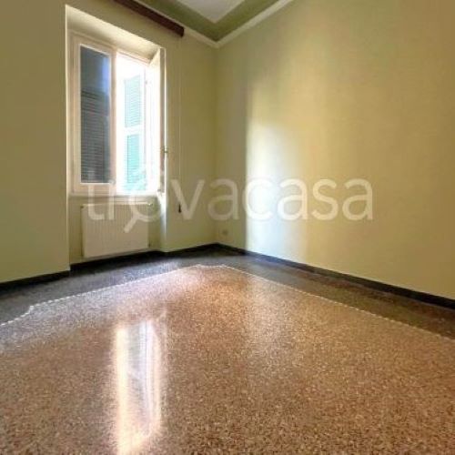 Rif. 9008 A – Chiavari – Corso Buenos Aires – Villa bifamigliare di 360 MQ – Elegante – Centralissima – Rara opportunità