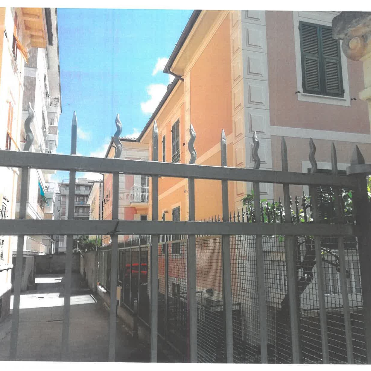 Rif. 9008 A – Chiavari – Corso Buenos Aires – Villa bifamigliare di 360 MQ – Elegante – Centralissima – Rara opportunità