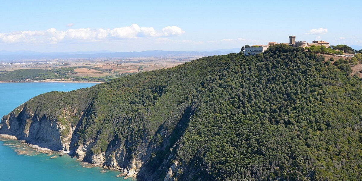 Front sea apartment in the center of Follonica, Tuscany