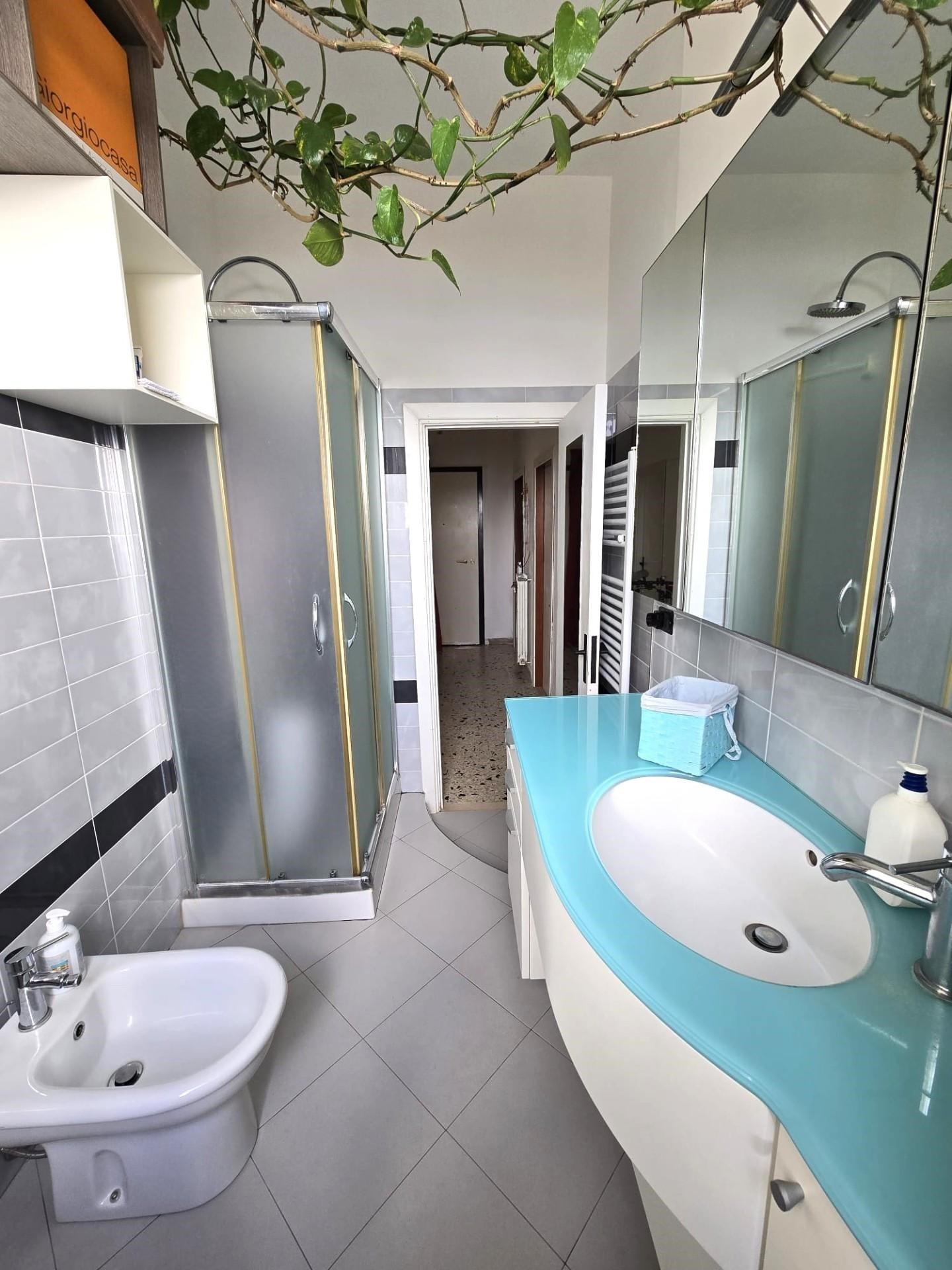 Front sea apartment in the center of Follonica, Tuscany