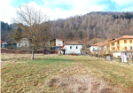 Small Piedmontese farmhouse with vegetable garden and large storage rooms